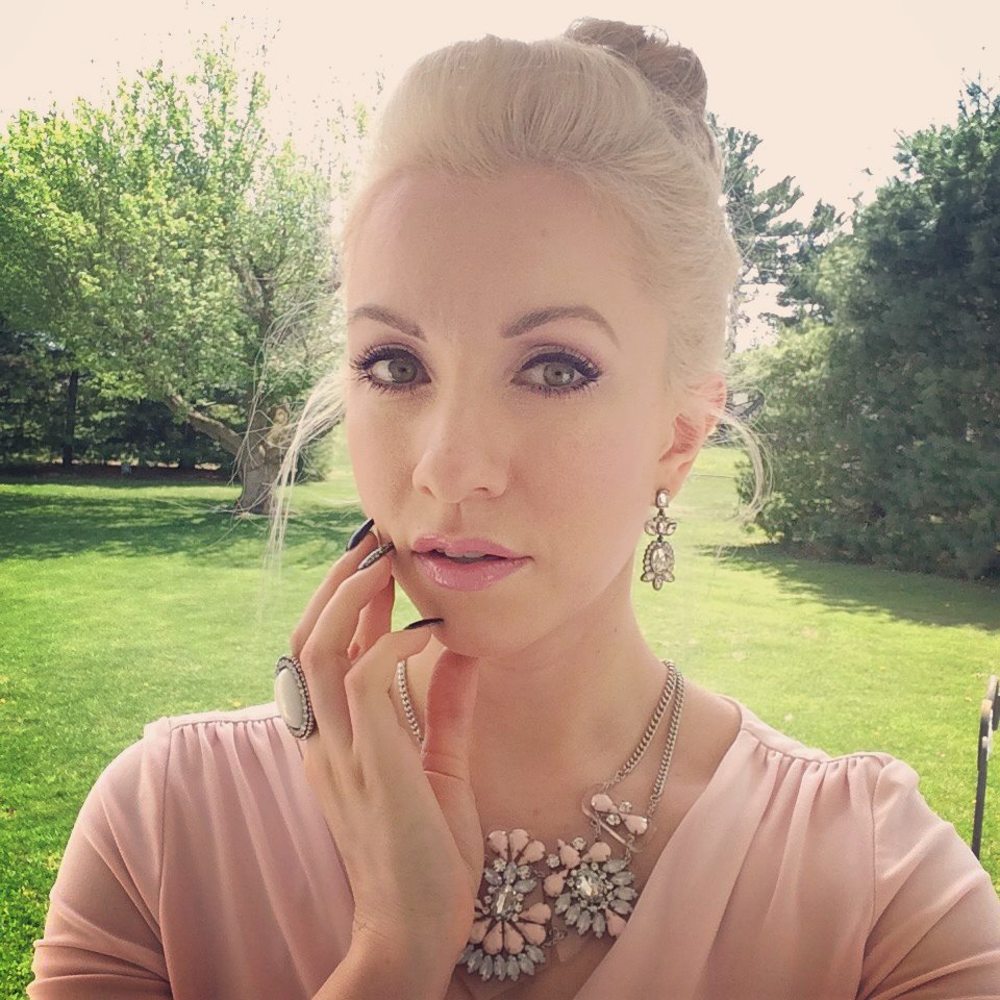 Meet your Posher, Leah